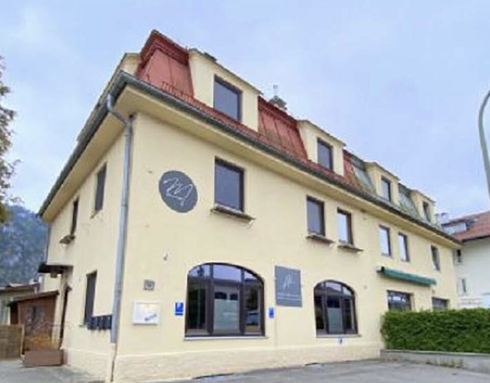 Oberammergau Mehrfamilienhaus in zentraler Lage