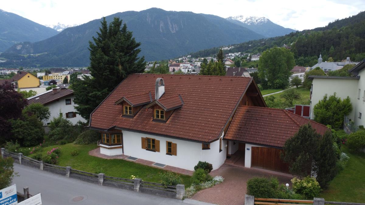 Haus mit Bergblick