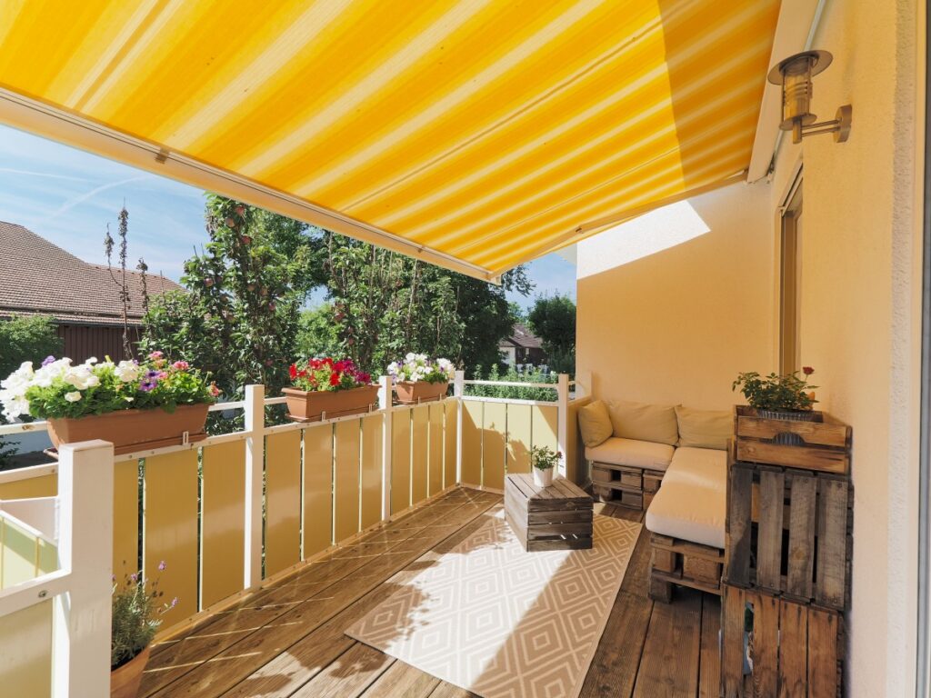 Sauerlach - Wohntraum pur !  Exklusive Wohnung mit großem Balkon in Sauerlach