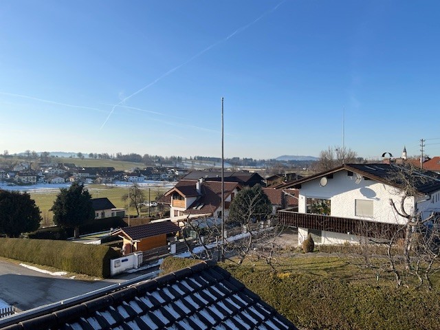 Eglfing - Moderne möblierte Wohnung mit großem Balkon in Eglfing