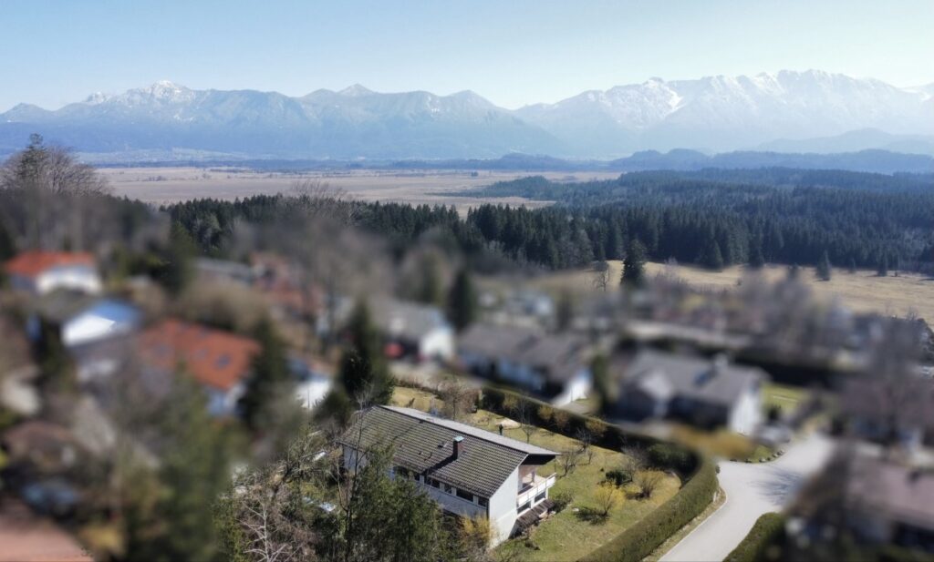 Murnau  - Haus mit viel Platz, traumhaftem Blick   und    S O N N E