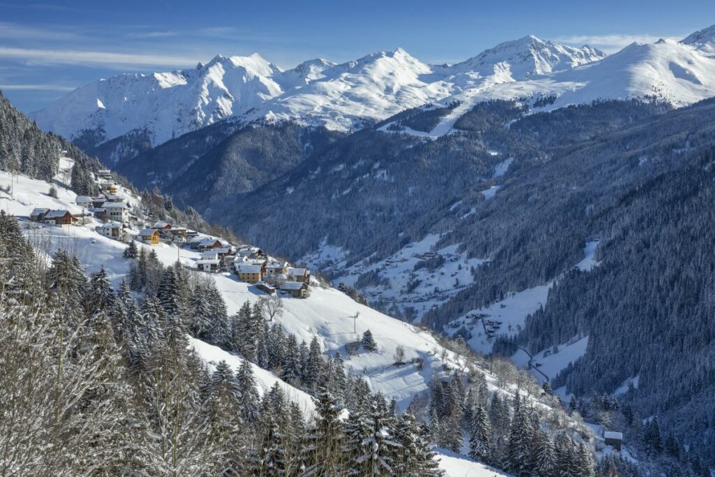 Ischgl - Charmantes 4* Hotel in sehr beliebter Ferienregion im Paznauntal (Tirol)
